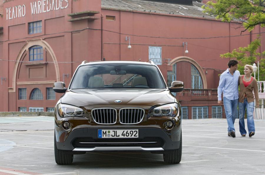  BMW X1 2009 года  (фото 156 из 190)